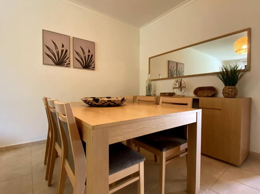 Golf 2 By Coral Apartment